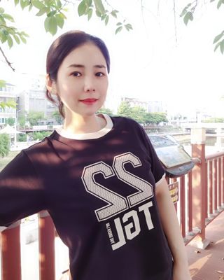 더그린랩 WOMEN SPORTY 22 CROP SHORT SLEEVE — 5점을 준 리뷰어가 2023년 6월 올린 사용 사진