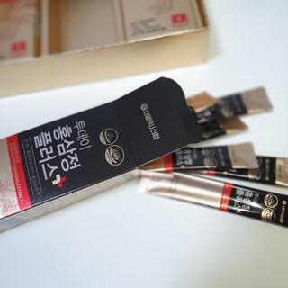 서울약사신협_투데이홍삼정플러스스틱_10g x 30포 — 5점을 준 리뷰어가 2021년 1월 올린 사용 사진