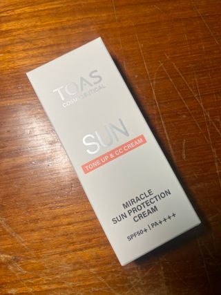 (구매평)스마트 스토어 구매평 _토아스 선 프로텍션 크림 혼합자차 선크림 50g — 5점을 준 리뷰어가 2025년 9월 올린 사용 사진