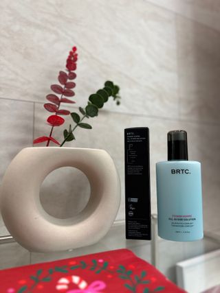 비알티씨 BRTC 파워 옴므 올인원 솔루션 200ml — 5점을 준 리뷰어가 2022년 12월 올린 사용 사진