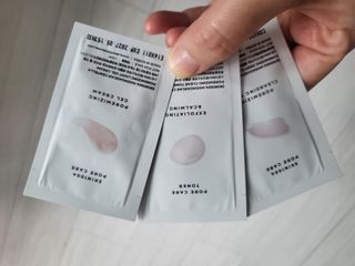 스킨1004 [SKIN1004] 마다가스카르 센텔라 라이트 클렌징 오일 200ml — 5점을 준 리뷰어가 2024년 7월 올린 사용 사진