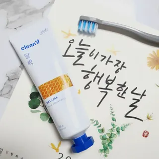 주식회사 클린디 [클린디] 고기능성 칫솔 세트_기능모/탄력모/미세모/초극세모 — 5점을 준 리뷰어가 2022년 3월 올린 사용 사진