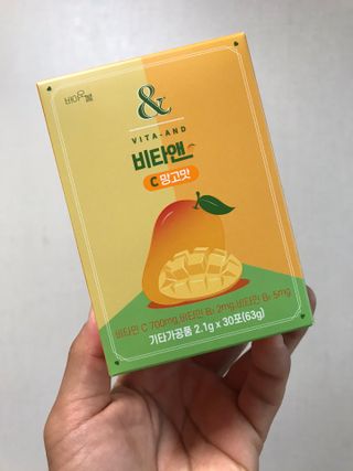 비타앤C 레몬맛, 망고맛 — 5점을 준 리뷰어가 2021년 4월 올린 사용 사진