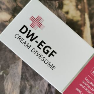 이지듀 DW-EGF 크림 다이브좀_콜라겐이 쏙쏙, 탄력피부로 다이빙 — 5점을 준 리뷰어가 2021년 2월 올린 사용 사진