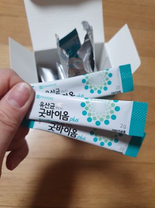프리마인 유산균 국가지정연구소 선정, 살아있는 생유산균 200억 마리의 힘. 유산균n굿바이옴플러스 — 5점을 준 리뷰어가 2021년 11월 올린 사용 사진