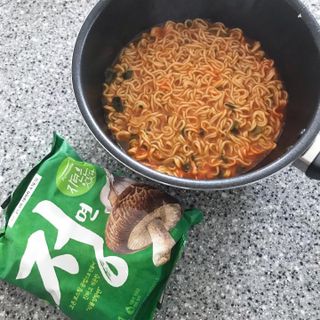 [풀무원] 자연은맛있다 정면, 백면, 홍면  세트 — 4점을 준 리뷰어가 2021년 4월 올린 사용 사진