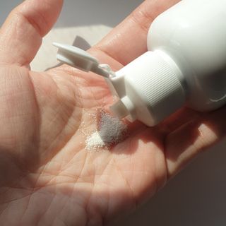 바르셀 저분자피쉬콜라겐 클랜징 파우더 화이트닝 각질제거 필링 워시 젠 90g — 5점을 준 리뷰어가 2021년 11월 올린 사용 사진