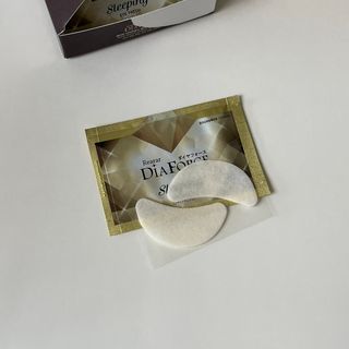 건강누리인터내셔날 레아라 다이아포스 슬리핑 아이패치 골드 & 물광 아이패치 [14회분/총 28매] — 4점을 준 리뷰어가 2022년 7월 올린 사용 사진