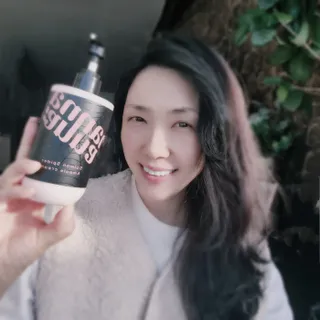 난나 살몬 스파이더 검버섯 미백 톤업 화이트닝 연어 앰플 크림 300ml 대용량 — 5점을 준 리뷰어가 2022년 11월 올린 사용 사진