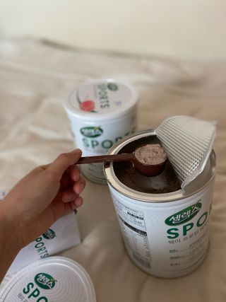 셀렉스스포츠 셀렉스 스포츠 웨이 프로틴 파우더 2종 + 텀블러 세트 — 4.5점을 준 리뷰어가 2021년 6월 올린 사용 사진