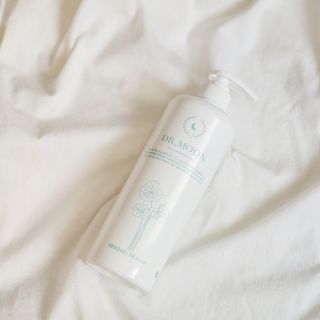 [닥터문] 센텔라 시카케어 화이트머스크 바디워시 1000ml — 5점을 준 리뷰어가 2023년 6월 올린 사용 사진