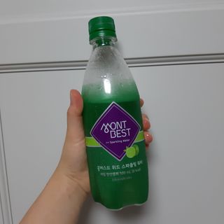 몽베스트 Montbest with Sparkling water Lime20병 — 5점을 준 리뷰어가 2022년 6월 올린 사용 사진