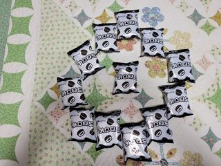 롯데제과 까망카스타드 더블초코 — 5점을 준 리뷰어가 2021년 5월 올린 사용 사진