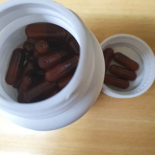 프리마인 홍삼의 강력한 에너지, 이제는 흡수율을 높인 최첨단 캡슐로 간편하게 초고속 충전하세요. — 5점을 준 리뷰어가 2022년 3월 올린 사용 사진