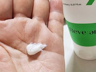 나우 [리브엠] 화해 1등 각질 클렌저! 시카좀 카밍 딥 클렌징 폼 — 5점을 준 리뷰어가 2025년 7월 올린 사용 사진