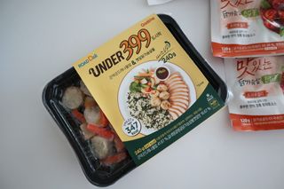 굽네몰 [굽네] 소스가 맛있는 닭가슴살 한입 볼 2종 — 5점을 준 리뷰어가 2021년 3월 올린 사용 사진