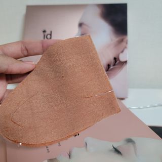 아이디플라코스메틱 아이디 페이스핏 마이너스 밴드 v2 — 4점을 준 리뷰어가 2022년 5월 올린 사용 사진