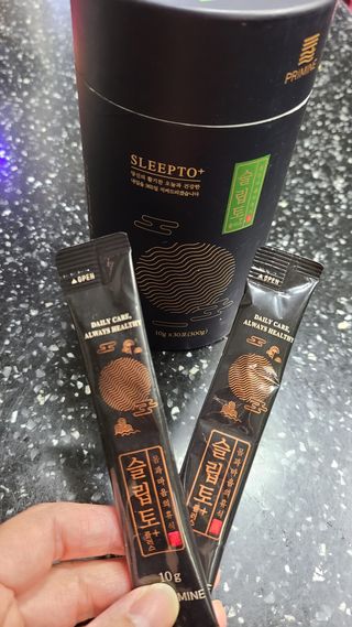 프리마인 자체 기업부설 연구소에서 찾아낸 건강한 수면의 비밀.  슬립토 플러스 30포 — 5점을 준 리뷰어가 2021년 10월 올린 사용 사진