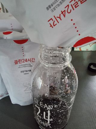 클린24시간 1BOX(5포) + 전용보틀(500ml) — 5점을 준 리뷰어가 2023년 1월 올린 사용 사진