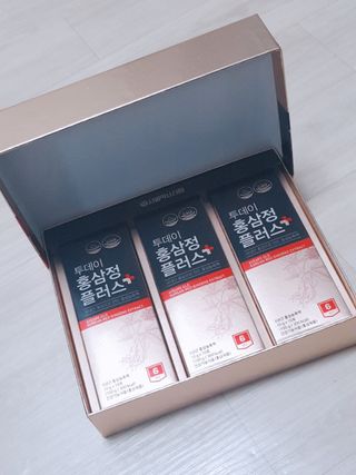 서울약사신협_투데이홍삼정플러스스틱_10g x 30포 — 5점을 준 리뷰어가 2021년 1월 올린 사용 사진