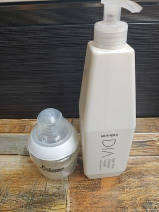 마더케이 디아 프리미엄 젖병세정제 500ml 액상형/무향 — 5점을 준 리뷰어가 2021년 12월 올린 사용 사진