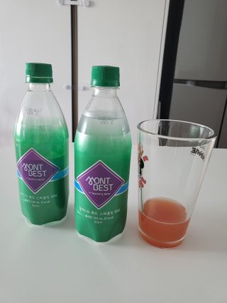 몽베스트 Montbest with Sparkling water Plain 20병 — 5점을 준 리뷰어가 2021년 11월 올린 사용 사진