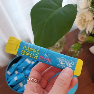 헬스업 프로바이오 생유산균 퍼스트 新 — 5점을 준 리뷰어가 2021년 5월 올린 사용 사진