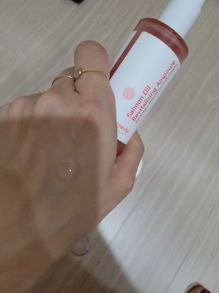 아이앤립 / EYENLIP 아이앤립 연어오일 리바이탈라이징 토너+앰플+크림 3종 세트 — 5점을 준 리뷰어가 2021년 6월 올린 사용 사진