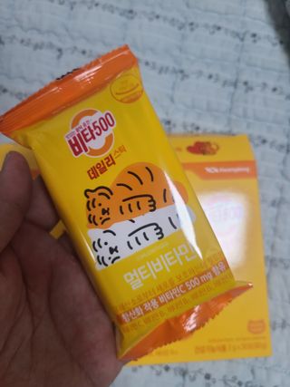 광동생활건강 [광동] 비타 500 데일리 스틱 VB, VC를 함유한 멀티비타민 30포+30포 — 5점을 준 리뷰어가 2022년 7월 올린 사용 사진