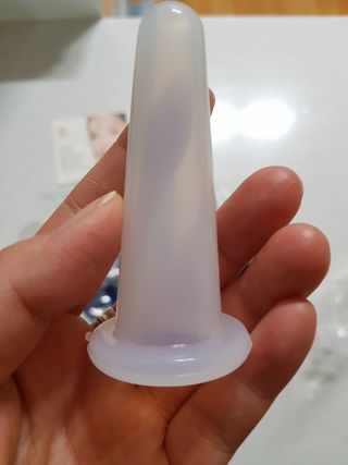 메디미케이알 커핑테라피 실리콘부항마사지 리프팅 페이스+바디 안티 셀룰 라이트 6pcs — 3점을 준 리뷰어가 2021년 2월 올린 사용 사진