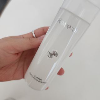 나우 [리브엠] 화해 1등 클렌징 파우더! 모공&피지 말끔순삭 — 5점을 준 리뷰어가 2023년 8월 올린 사용 사진