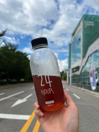 클린24시간 1BOX(5포) + 전용보틀(500ml) — 5점을 준 리뷰어가 2022년 8월 올린 사용 사진