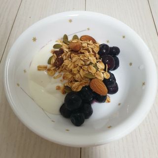 [그래한끼] 무설탕/저당 시리얼타입 수제그래놀라 (40gX10개) — 5점을 준 리뷰어가 2022년 9월 올린 사용 사진