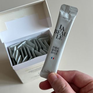 라보르 프렌치 콜라겐 화이트 — 4점을 준 리뷰어가 2022년 10월 올린 사용 사진