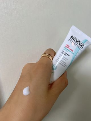 피지오겔 레드수딩 시카밸런스 크림 50ml — 4.5점을 준 리뷰어가 2022년 4월 올린 사용 사진