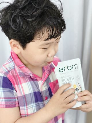 이롬 황성주 박사의 국산콩 두유 검은콩과 17곡 프리미엄 — 5점을 준 리뷰어가 2021년 5월 올린 사용 사진