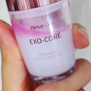 나우 [리브엠] 123억개 엑소좀으로 채운 눈부신 광채, 엑소코어 화이트닝 텐션 앰플 — 5점을 준 리뷰어가 2023년 9월 올린 사용 사진