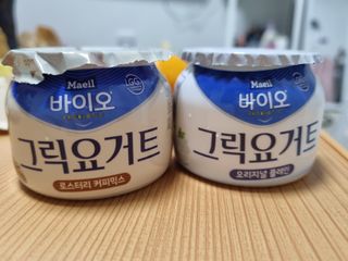 매일바이오 그릭요거트 오리지널 플레인 4개, 로스터리 커피믹스 4개 — 4점을 준 리뷰어가 2021년 12월 올린 사용 사진