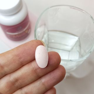 웨일섬 프리미엄 로즈힙 엘라스틴 링곤베리 퓨레 글루타치온 정 — 5점을 준 리뷰어가 2023년 7월 올린 사용 사진