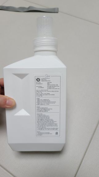 (주)바른양품 바른양품 친환경 세탁세제 1L — 5점을 준 리뷰어가 2022년 2월 올린 사용 사진