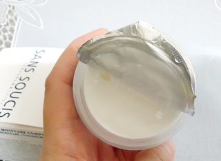 산수시 아쿠아 베네핏 24h 수부지 물광 속건조 수분크림 50ml — 5점을 준 리뷰어가 2021년 6월 올린 사용 사진