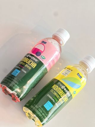 더그레잇티 콤부차 [매일유업] 더그레잇티 44kcal 콤부차 300ml *12개입 (오리지널 6개+베리리치 6개) — 5점을 준 리뷰어가 2023년 7월 올린 사용 사진