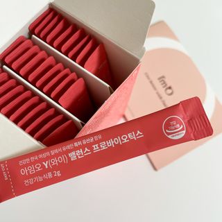 아임오 Y와이 밸런스 프로바이오틱스 30포 — 5점을 준 리뷰어가 2021년 8월 올린 사용 사진