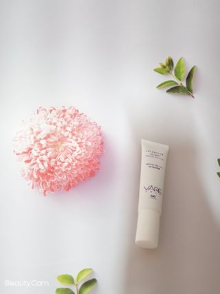 바르셀 톤업선크림 미백 메이크업베이스 CC크림 인텐시브 씨씨 젠 30ml — 3.5점을 준 리뷰어가 2021년 11월 올린 사용 사진