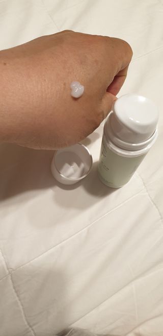 술람미네이처 자연주의 화장품ㅣ속보습 충전 + 민감/트러블 피부 진정 - 알로에 듬뿍 수분 크림 50ml — 5점을 준 리뷰어가 2022년 6월 올린 사용 사진