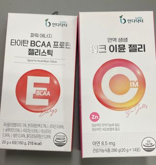 인디닥터 면역 생생 핑크 이뮨 젤리 + 타이탄 BCAA 프로틴 젤리스틱 — 4점을 준 리뷰어가 2022년 5월 올린 사용 사진