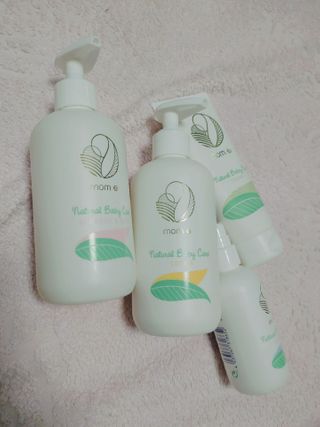 mom e 맘이 내추럴 베이비 케어 샴푸앤바스+로션 — 5점을 준 리뷰어가 2021년 1월 올린 사용 사진