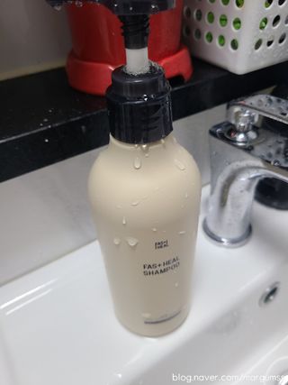 패스트힐(fast heal) 패스트힐 탈모증상완화샴푸 470ml — 5점을 준 리뷰어가 2023년 10월 올린 사용 사진