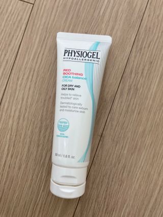 피지오겔 레드수딩 시카밸런스 크림 50ml — 5점을 준 리뷰어가 2022년 4월 올린 사용 사진
