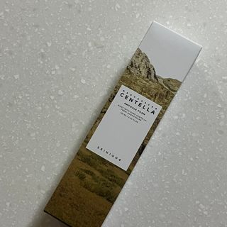 스킨1004 [SKIN1004] 마다가스카르 센텔라 앰플 폼 125ml — 5점을 준 리뷰어가 2024년 9월 올린 사용 사진